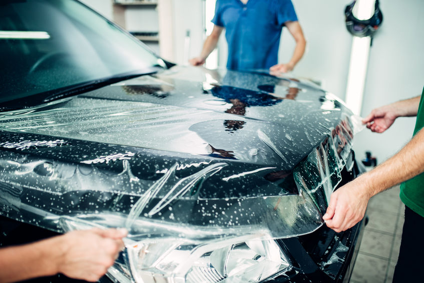 Film PPF automobile : à quoi sert vraiment cette protection de carrosserie ?